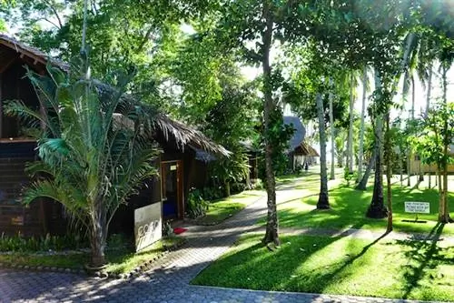 Курорт в красивом саду