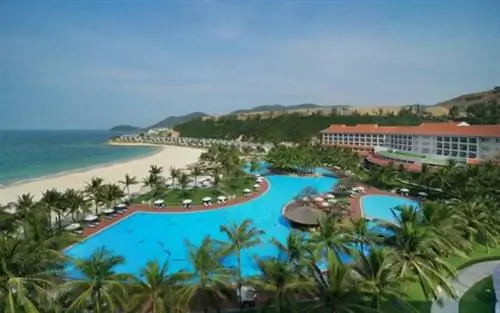 Vinpearl Resort & Spa Халонг