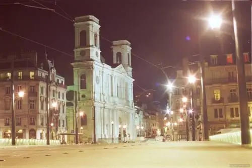Безансон ночью