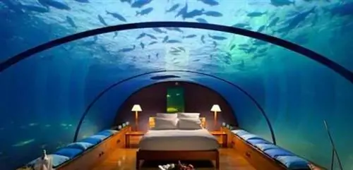 Роскошный подводный номер в отеле Conrad Rangali Island Resort