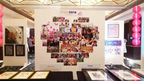 Фотоколлаж и некоторые произведения искусства на выставке Passionately Pink.