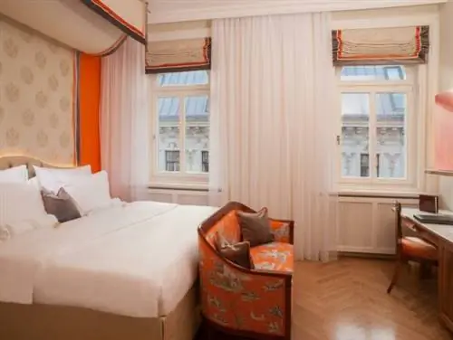 Улучшенный двухместный номер с 1 кроватью в отеле Kaiserhof Wien