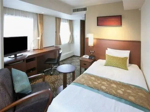 Холидей Инн АНА Канадзава Скай