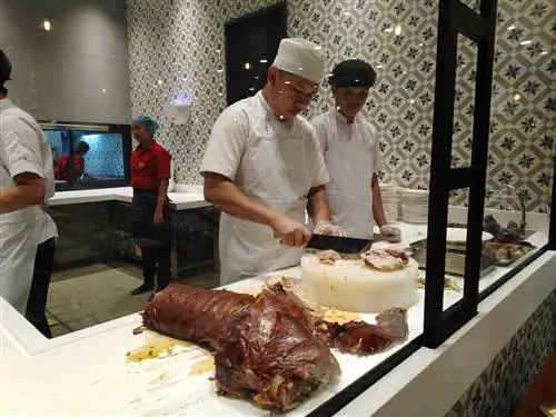 Rico's Lechon открывает свой новый филиал в Тьендезитасе