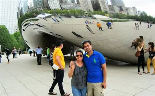 Пол и Мона в США