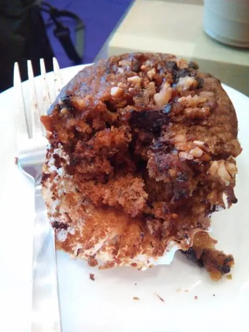 банановый маффин с ирисками