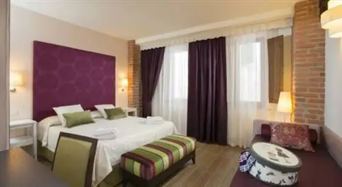 Отель Alma Domus в Сиене