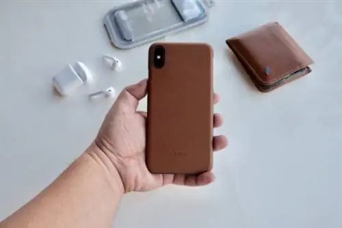 Чехол Bellroy для iPhone XS Max (карамельный цвет)