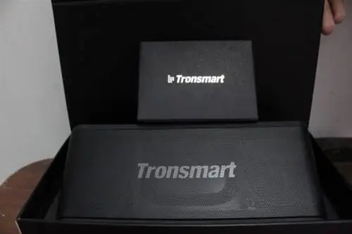 Распаковка Bluetooth-динамика Tronsmart Element Mega