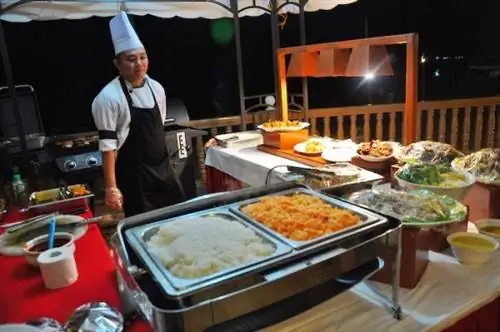 Ужин-барбекю в отеле Estrellas de Mendoza Playa Resort