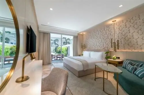 Люкс с 4 спальнями в отеле FIVE Palm Jumeirah Dubai