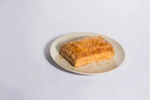 Оборот сырной куриной колбасы