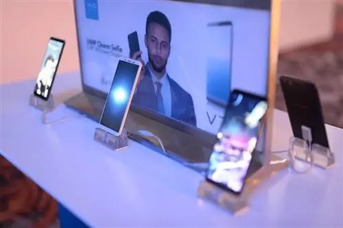 Гаджет для путешествий: цена Vivo V7 Plus, характеристики и возможности телефона