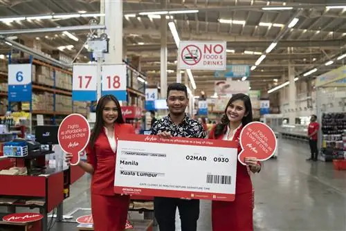 СМОТРИТЕ: Стенды-сюрпризы AirAsia разбросаны по всему метро Манилы