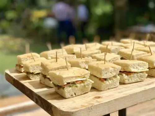 Сырный сэндвич с песто