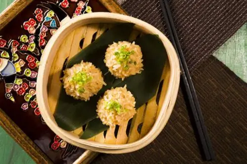 Клейкие рисовые шарики