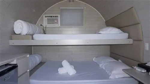 Комната с пляжной капсулой