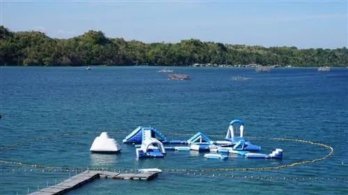 Надувной аквапарк