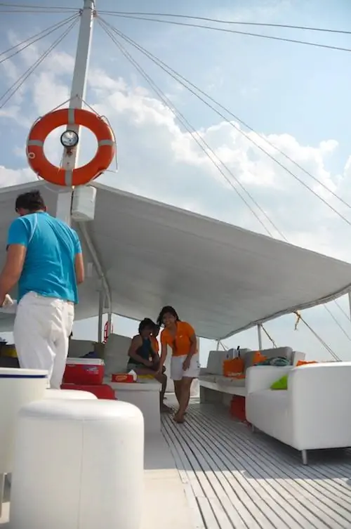 Персонал Islands Banca Cruise