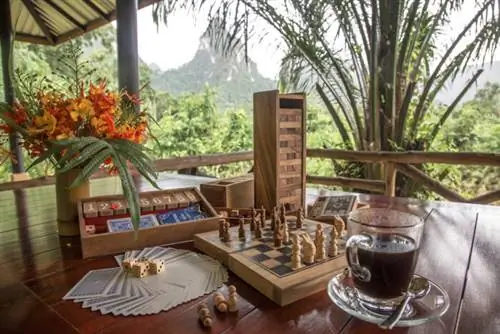 Настольные игры в Анураке