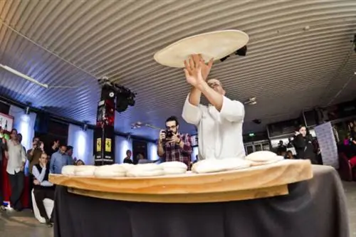 Pizzaiolo Extraordinaire на витрине La Vida Italia