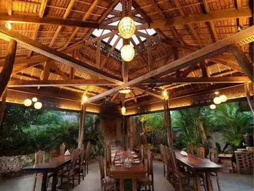 Ужин в отеле Amarela Resort на острове Панглао