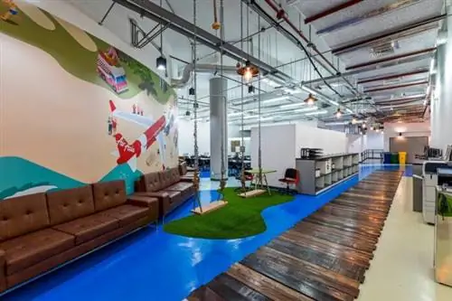 Работа и отдых в офисе Redpoint AirAsia PH
