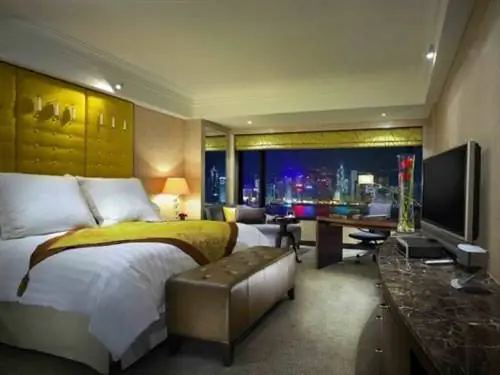 Номер InterContinental с видом на гавань Гонконга