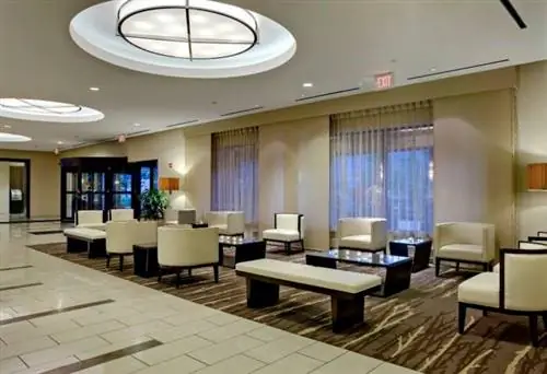 Crowne Plaza Chicago OHare Hotel & Conference Centre
