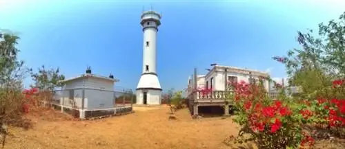 Панорамный вид на маяк мыса Болинао