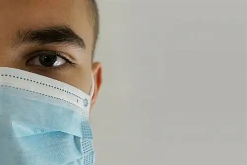 Носите маску для лица