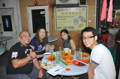 С Джо Линг и Ребеккой Со