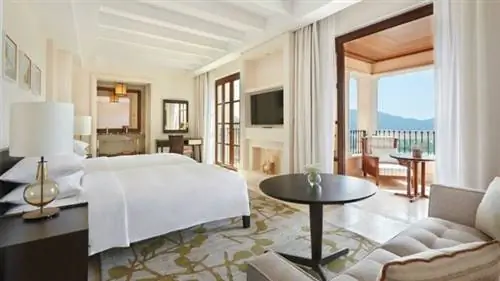Номер с видом в Park Hyatt Mallorca