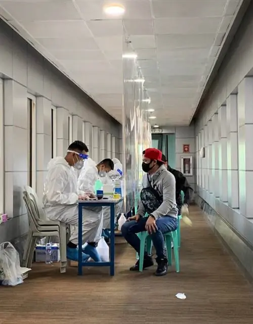 Здесь быстро сделают быстрый тест на Covid19.