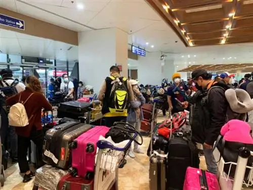 Долгое-долгое ожидание, пока OWWA решит, куда нас поместить!