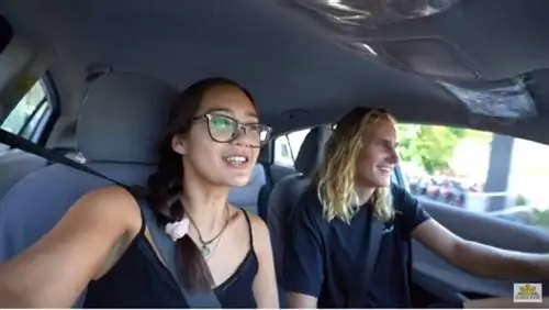 Карсон и Зоуи из Бисаян Хилау