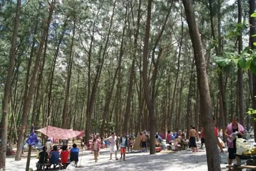 Кемпинг в бухте Анавангин