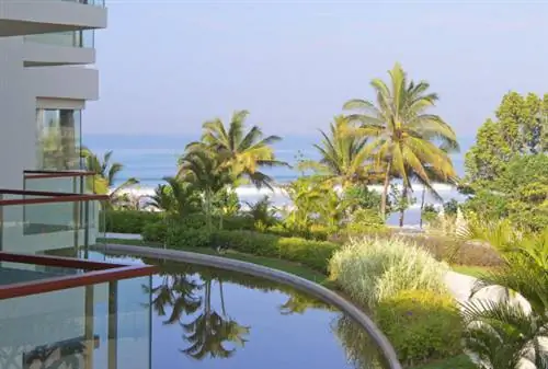Социальный двор отеля Sheraton Kuta Resort на Бали
