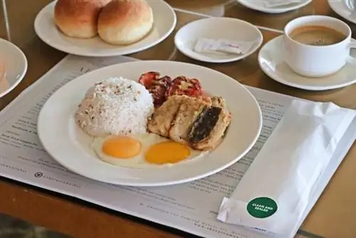 Зал ожидания Sheraton Manila Bay Pacific чистый и опечатанный