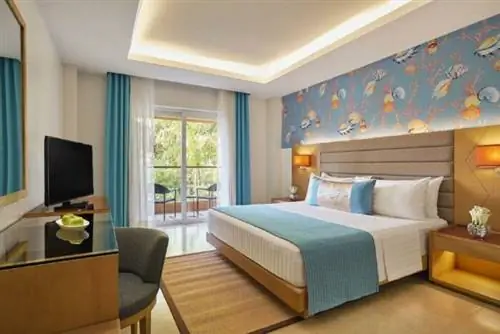 Эксклюзивные праздничные угощения Movenpick Resort and Spa Boracay