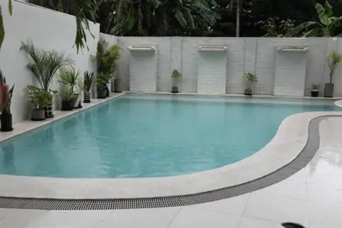 Зона для купания в отеле Le Blanc