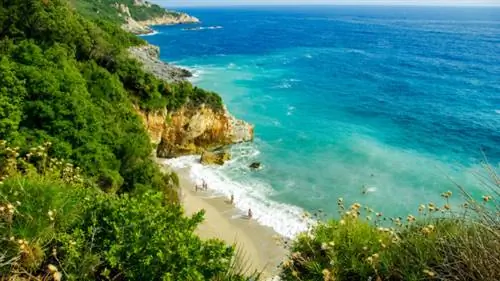 Пляж Милопотамос, Пелион, Греция, фотографии через Depositphotos