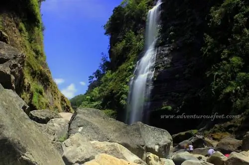 Водопад Бомод-ок в Сагаде