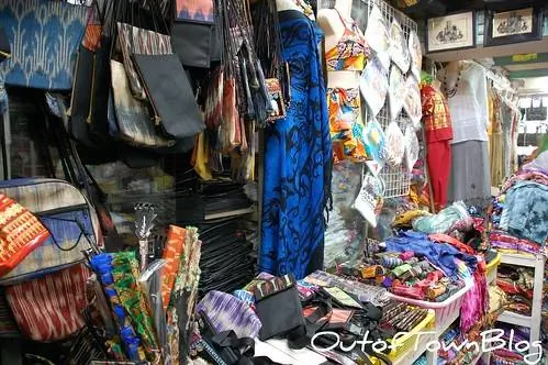 Торговый центр Davao Aldevinco Batik Store