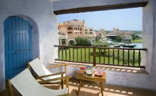 Отель Кала Ди Вольпе