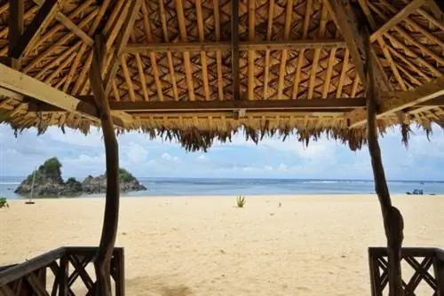 Красивый пляж Пураран