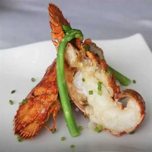 Запеченный лобстер-тапочки - кантонский вкус