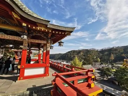 Главный балкон храма