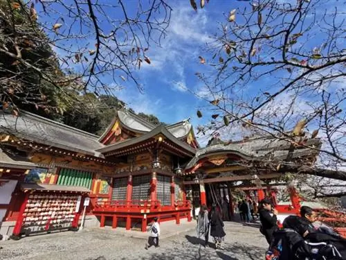 Главный зал храма Ютоку Инари