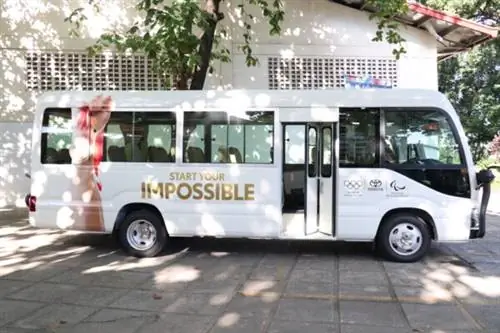 Toyota Coaster - это 29-местный автомобиль, который может помочь спортсменам PPC в транспортировке - задача, с которой они постоянно сталкиваются во время тренировок и соревнований.